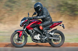 New Bajaj Pulsar 200NS Gallery