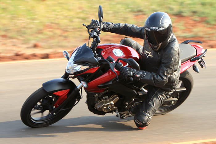 New Bajaj Pulsar 200NS Gallery