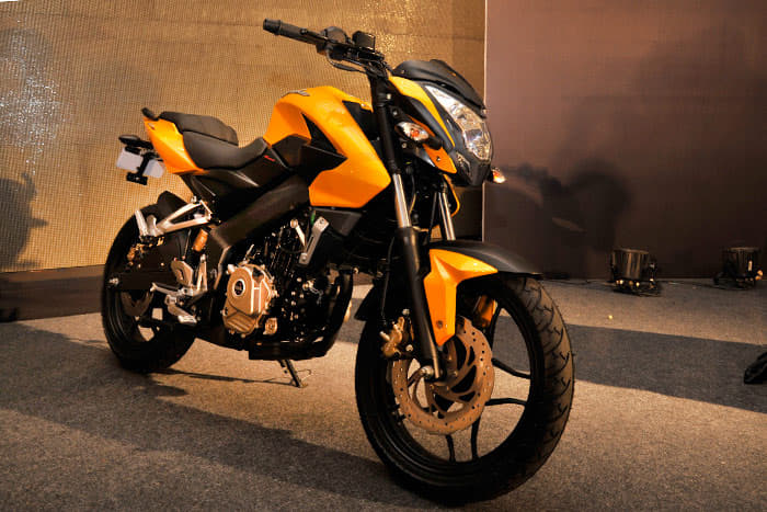 New Bajaj Pulsar 200NS Gallery