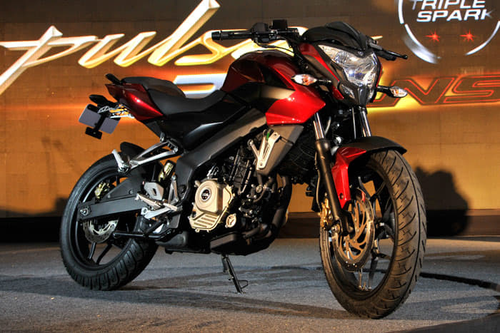 New Bajaj Pulsar 200NS Gallery