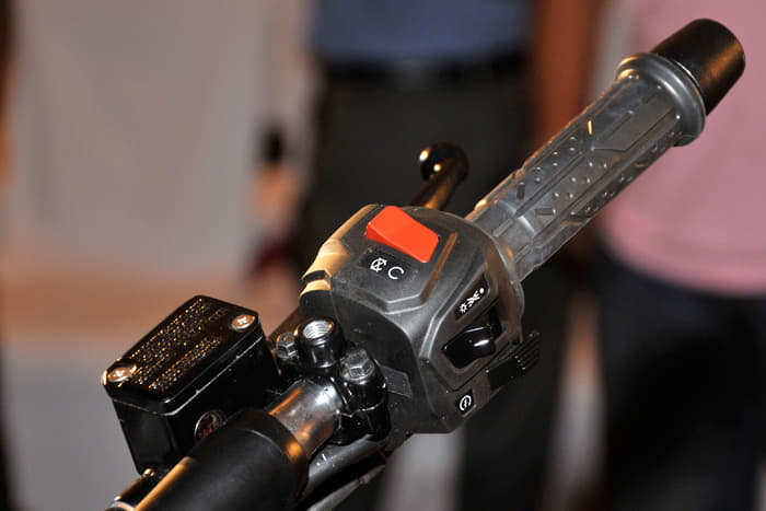 New Bajaj Pulsar 200NS Gallery