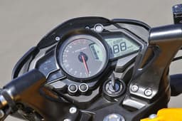 New Bajaj Pulsar 200NS Speed dials