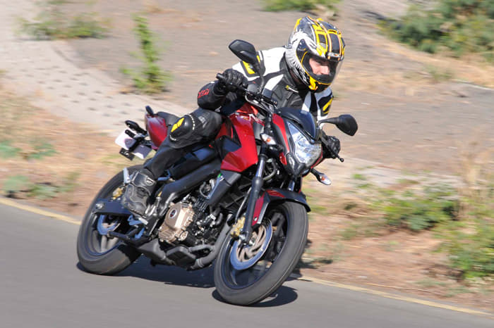 New Bajaj Pulsar 200NS Gallery