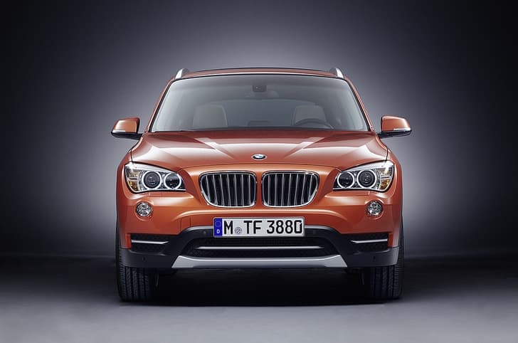 2013 BMW X1 facelift photo gallery