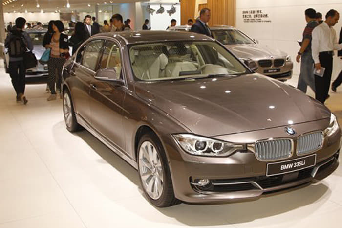 China-only long-wheelbase version of the 3-series gtes an extra 110mm between the axles