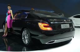 The BAIC C90L was originally based on a "German" design, according to sources. The final design work was partly completed by BAIC’s own designers and partly by Italian styling house Fioravanti.