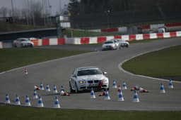 The emergency lane change manoeuvre  