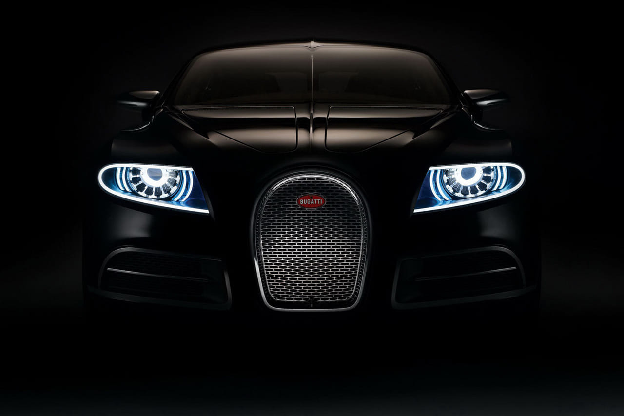 The 16C has the typical Bugatti radiator grille and big round LED headlamps. 