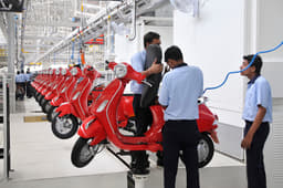 Making of the Vespa scooter