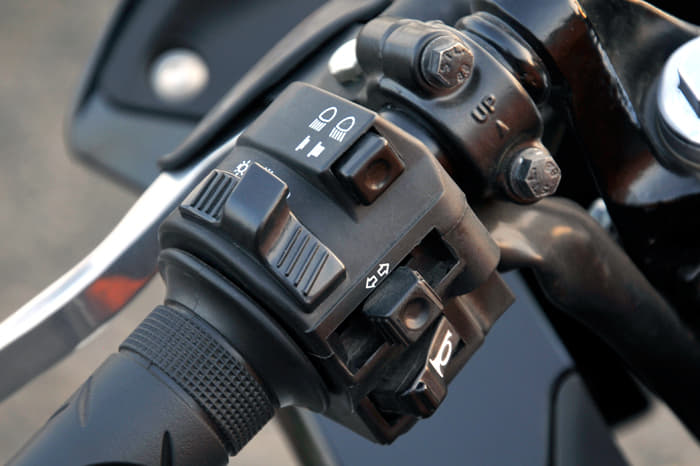 Honda CBR150R image gallery