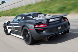 Porsche 918 Spyder photo gallery