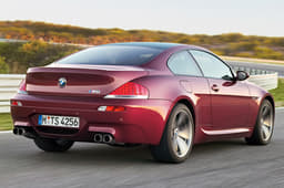 The M6 was powered by a 5-liter motor, 10 cylinders, 507bhp, 53kgm of maximum torque, and engine speed beyond the 8,000rpm limit.