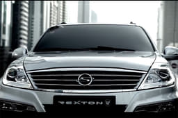 New SsangYong Rexton photos