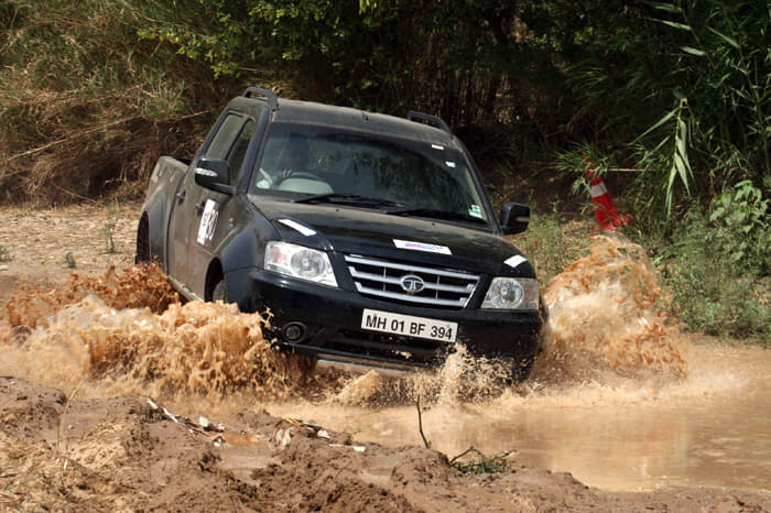Tata Motors Full Throttle photos
