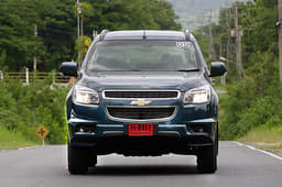 New Chevrolet Trailblazer pics