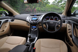 New Hyundai Elantra 2012 photos