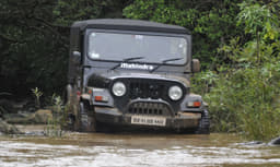 Mahindra Great Escape 2012