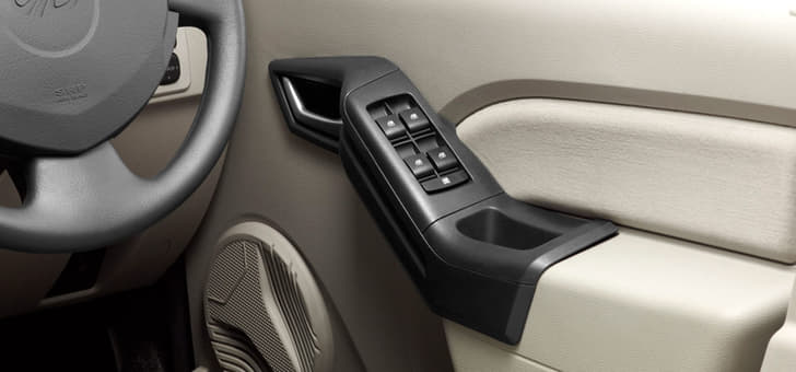 New Mahindra Verito photo gallery