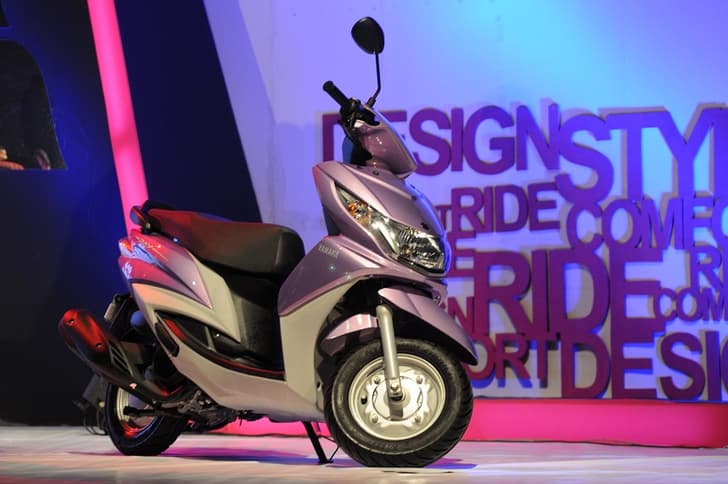 New Yamaha Ray photo gallery