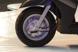 New Yamaha Ray photo gallery