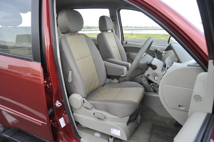 It's quite a climb into the front row of the Quanto. Front seats are comfortable.