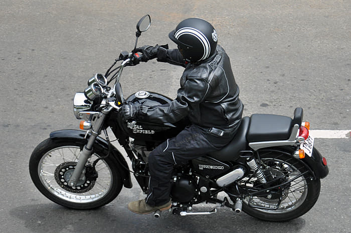 Royal Enfield Thunderbird 500 photos