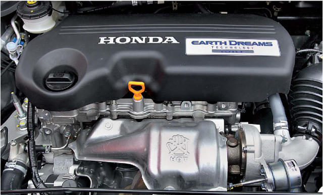 Open Bonnet Engine Shot Image - 11076
