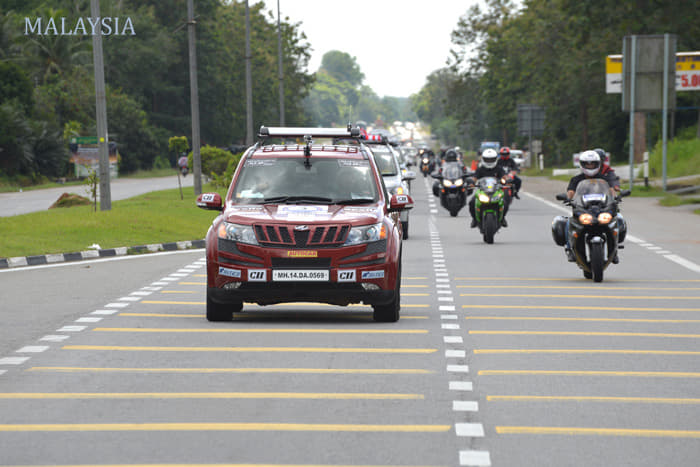 Fantastic riders of the Malaysian Motorcycle Police shepherded the convoy right up till the Thai border. 