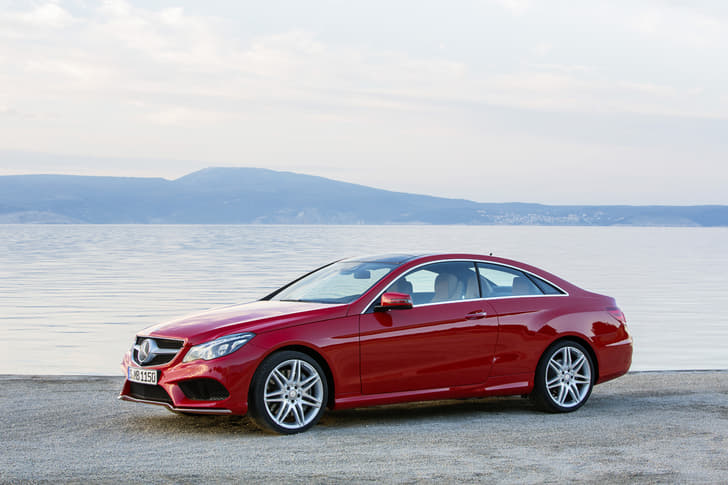Mercedes E-Class coupe and cabriolet photo gallery