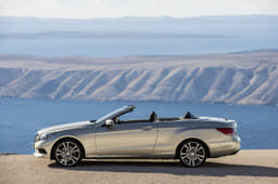 Mercedes E-Class coupe and cabriolet photo gallery