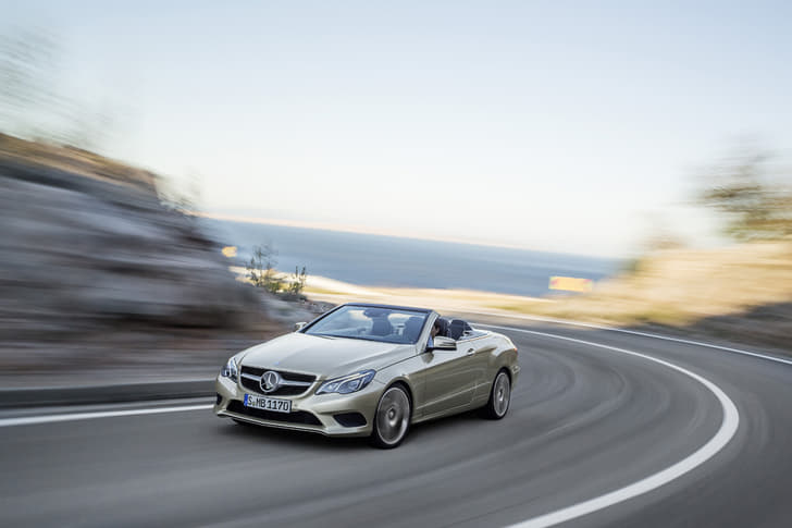 Mercedes E-Class coupe and cabriolet photo gallery