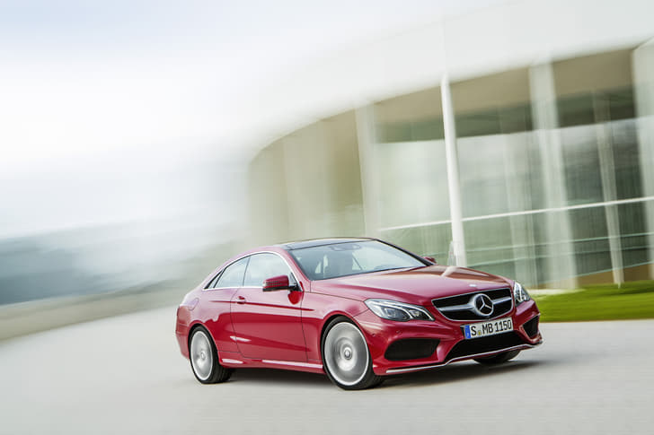 Mercedes E-Class coupe and cabriolet photo gallery
