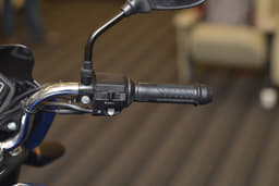 Bajaj Discover 100T detailed photo gallery