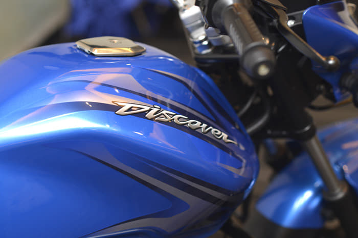 Bajaj Discover 100T detailed photo gallery