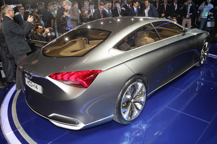 Hyundai HCD-14 Genesis concept photo gallery