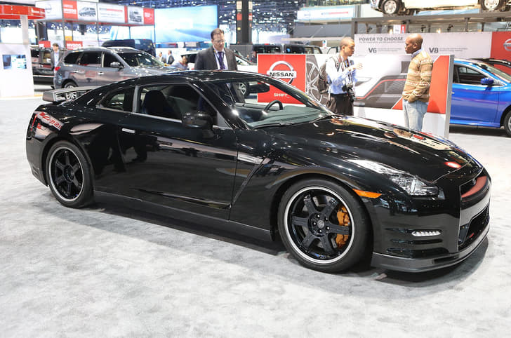 GT-R Track Edition loses back seats and gains stiffer suspension