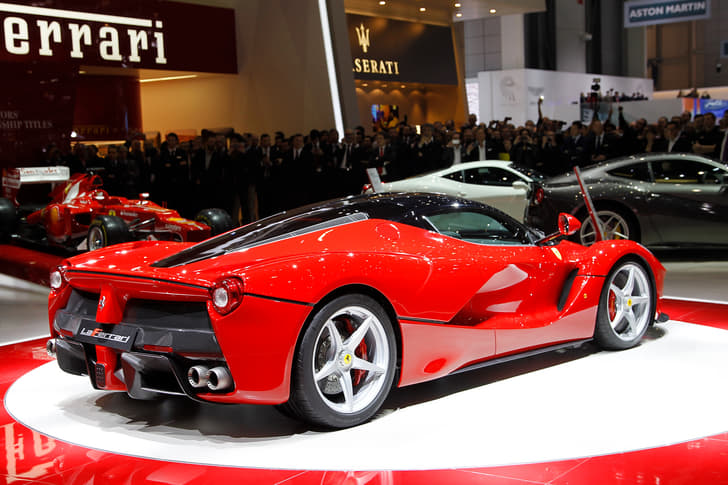 Ferrari LaFerrari photo gallery