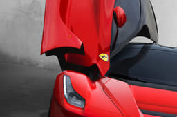 Ferrari LaFerrari photo gallery