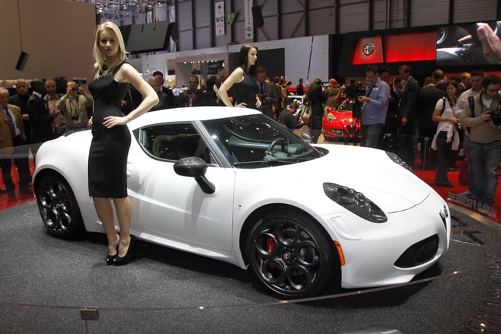 Alfa Romeo unveiled the new 4C at Geneva