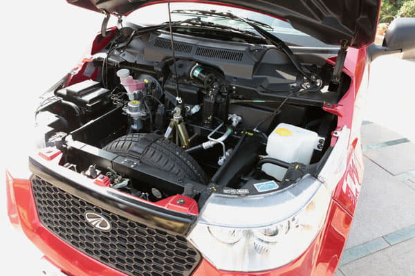 Mahindra e2o detailed photo gallery