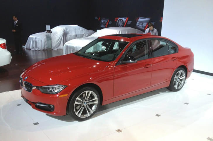 BMW took wraps of diesel 3-series for the US. 