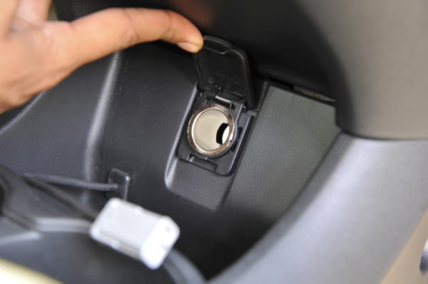 12v Power Outlets Image - 11092