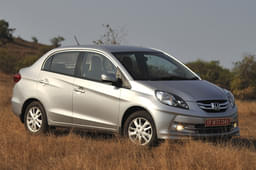 Honda Amaze Front Left Three Quarter