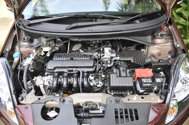Open Bonnet Engine Shot Image - 11119