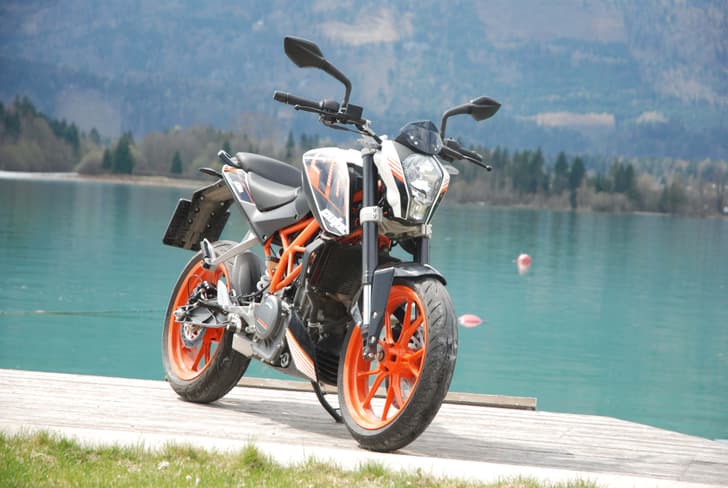 New KTM 390 Duke photo gallery
