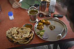 Delicious  dhaba  food