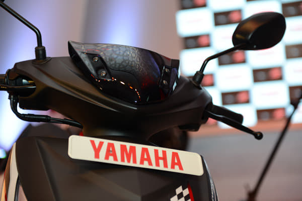 Yamaha Ray Z photo gallery