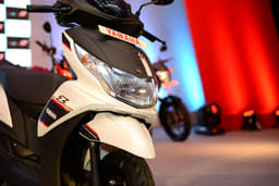 Yamaha Ray Z photo gallery