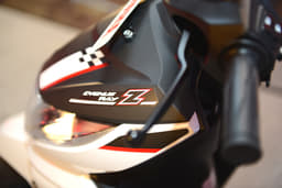 Yamaha Ray Z photo gallery