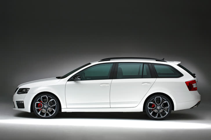 New Skoda Octavia vRS photo gallery